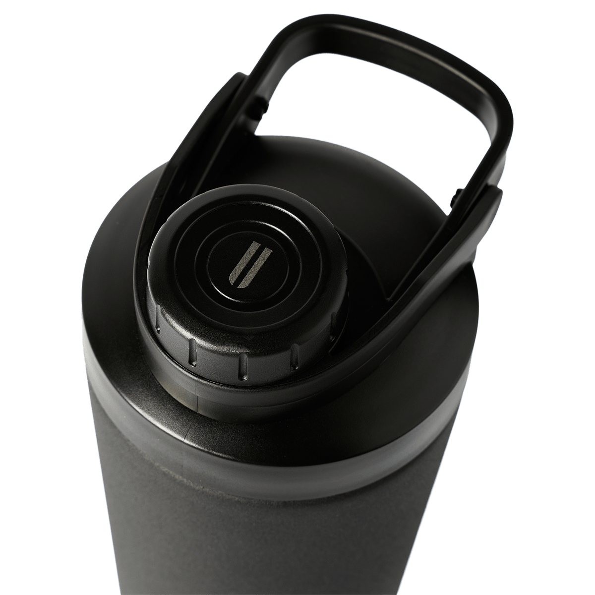 NOBULL 24oz Shaker