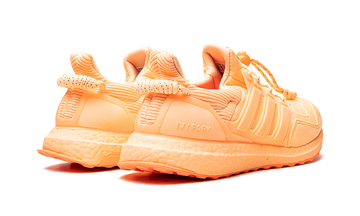 IVP Ultraboost OG "Ivy Park" GY3835